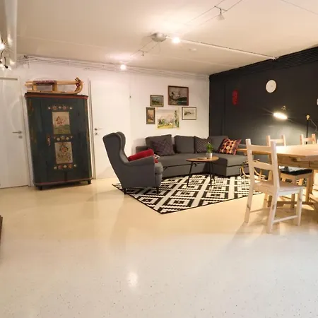 아파트 Gemutlicher Kellerstudio In Bester Lage Und Nahe Zum *